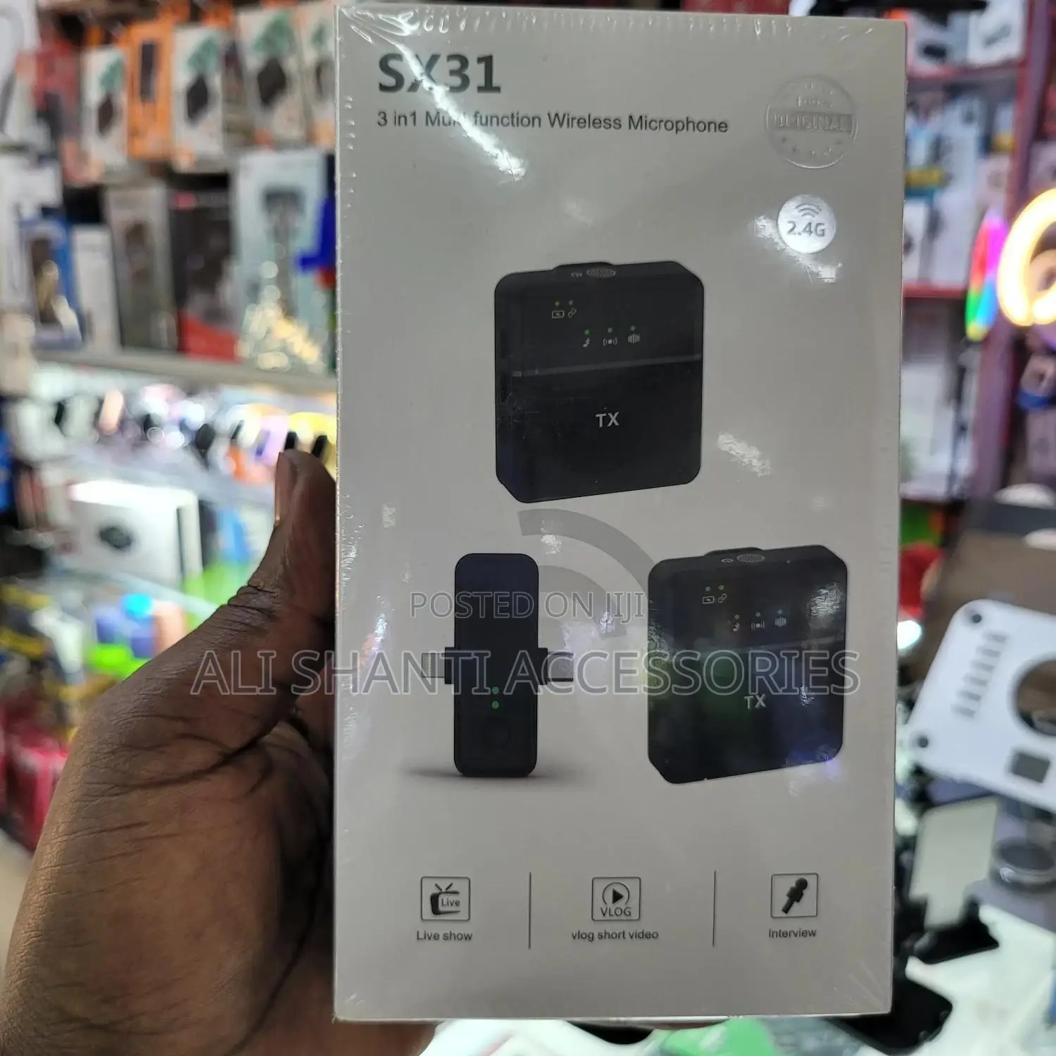 3 in 1 Multifunction Wireless Microphone