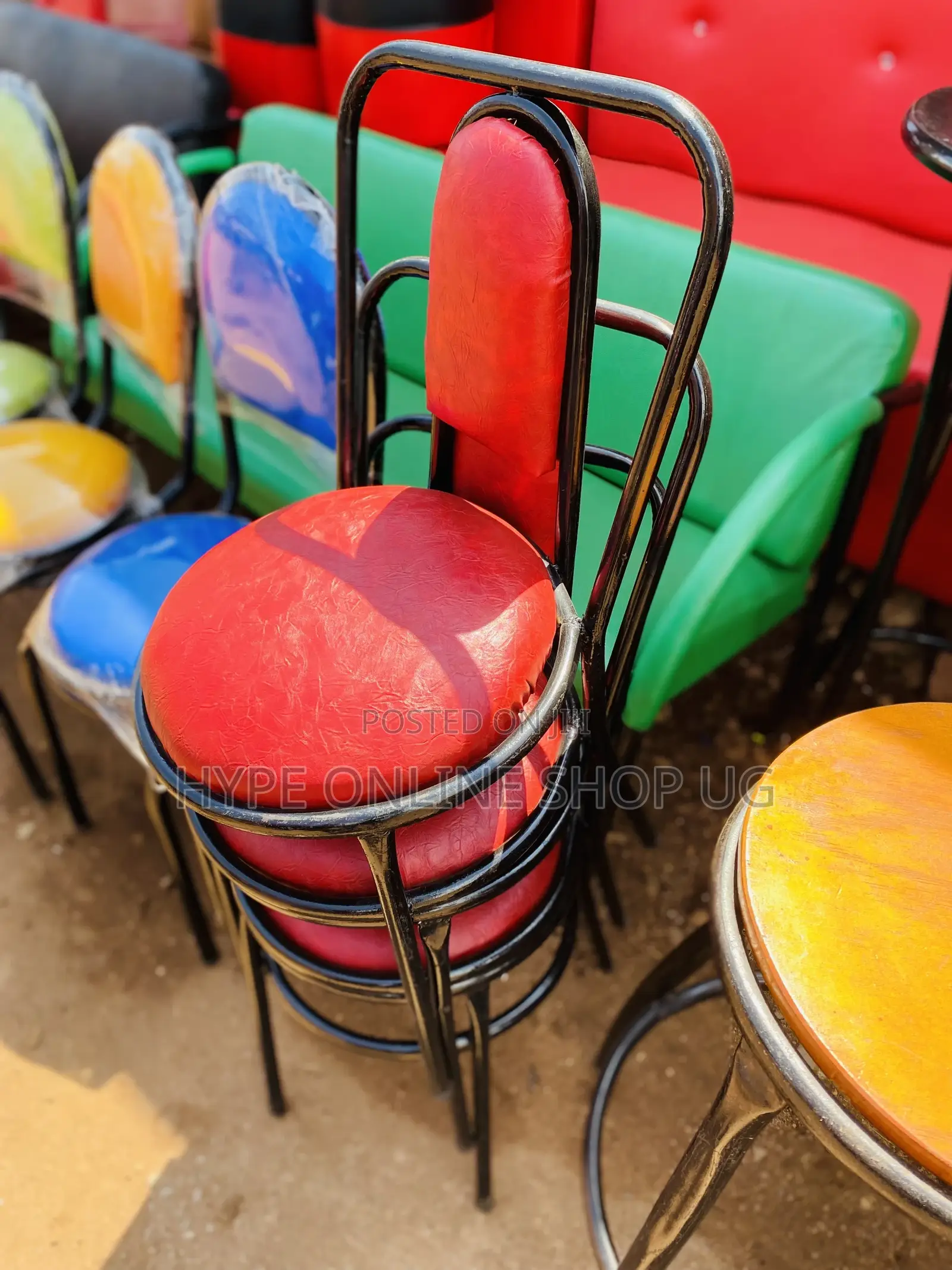 Comfortable Chairs Ug Center