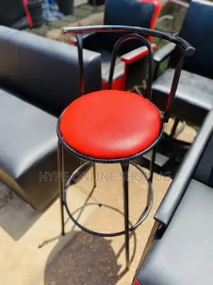 Tall Comfortable Strong Bar Chairs