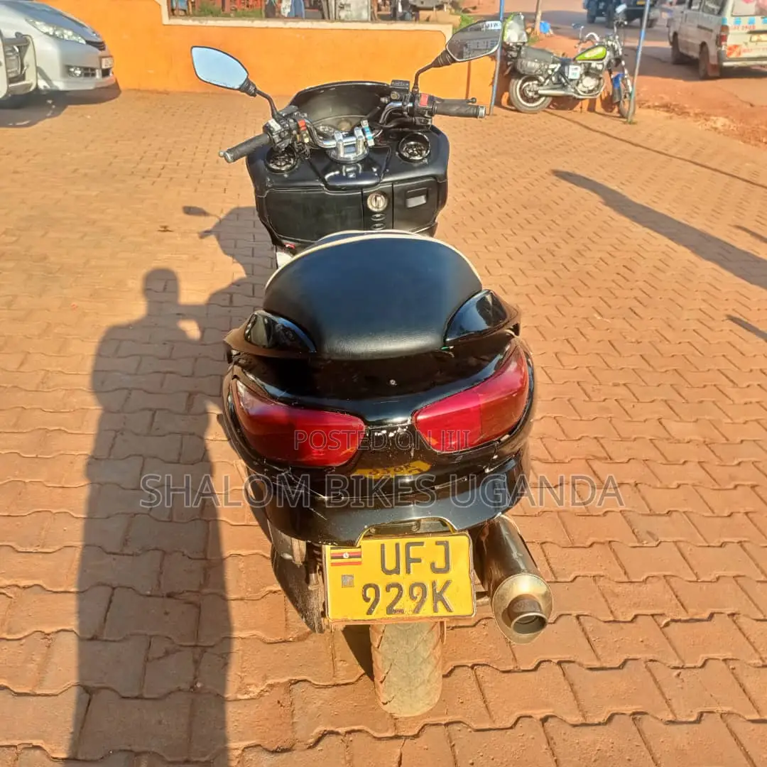 Honda Forza 2018 Black