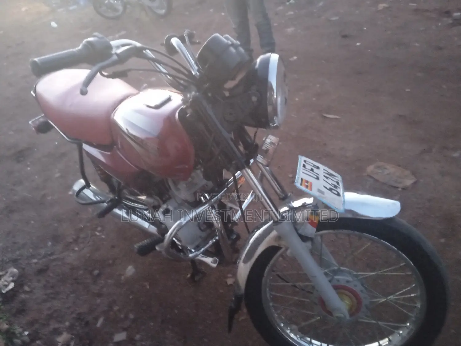 Bajaj Boxer 2023 Red