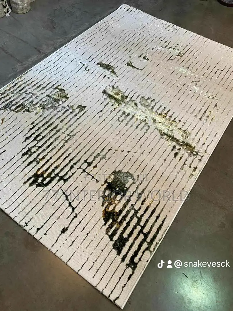 Center Carpets/Rugs