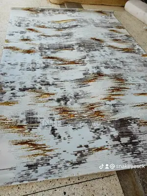 Center Carpets/Rugs