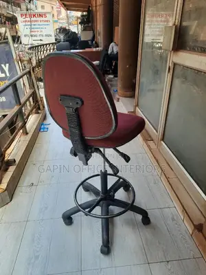 Second Hand Counter Chair, Red
