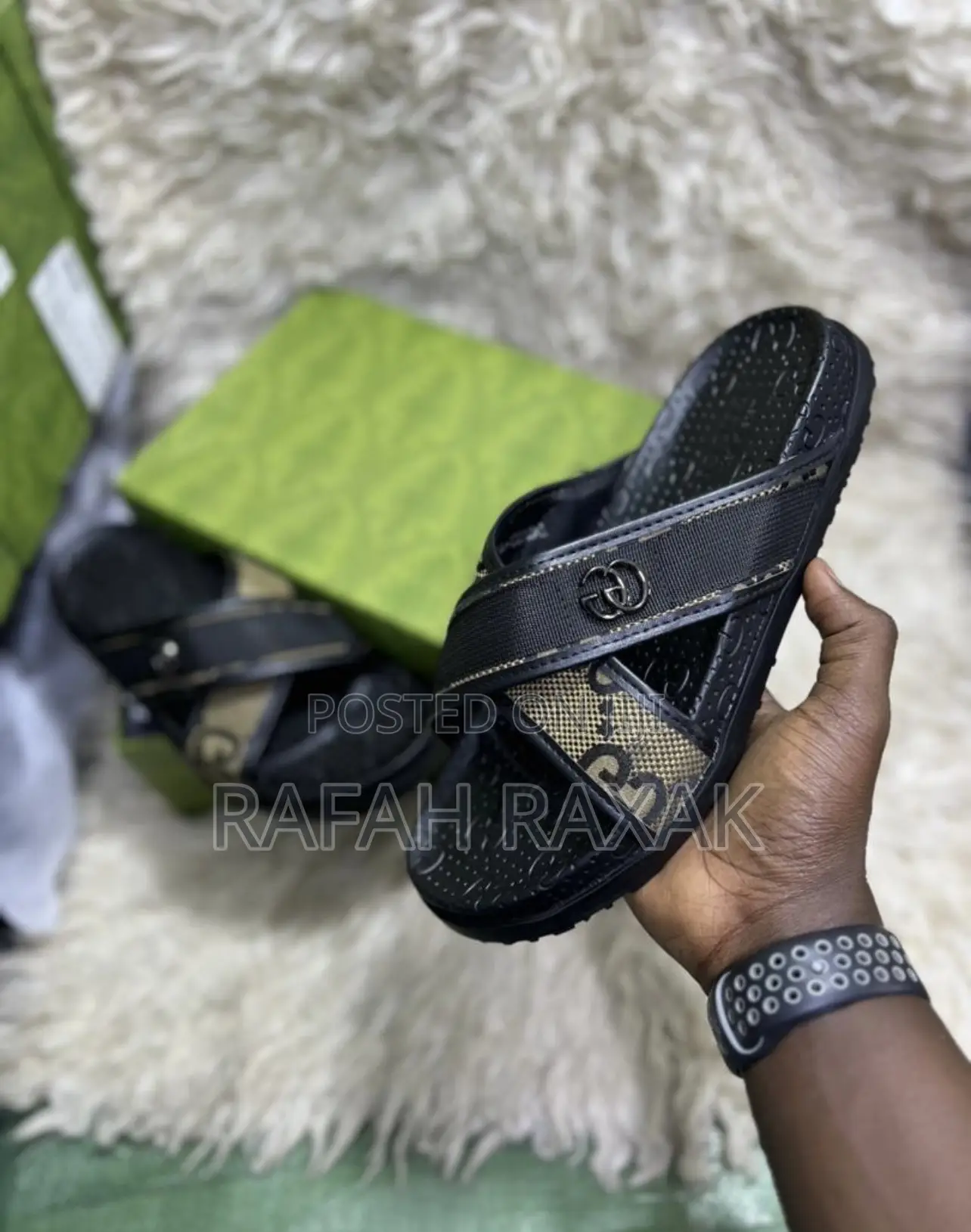 Original Classic Men’S Gucci Cross Sandals