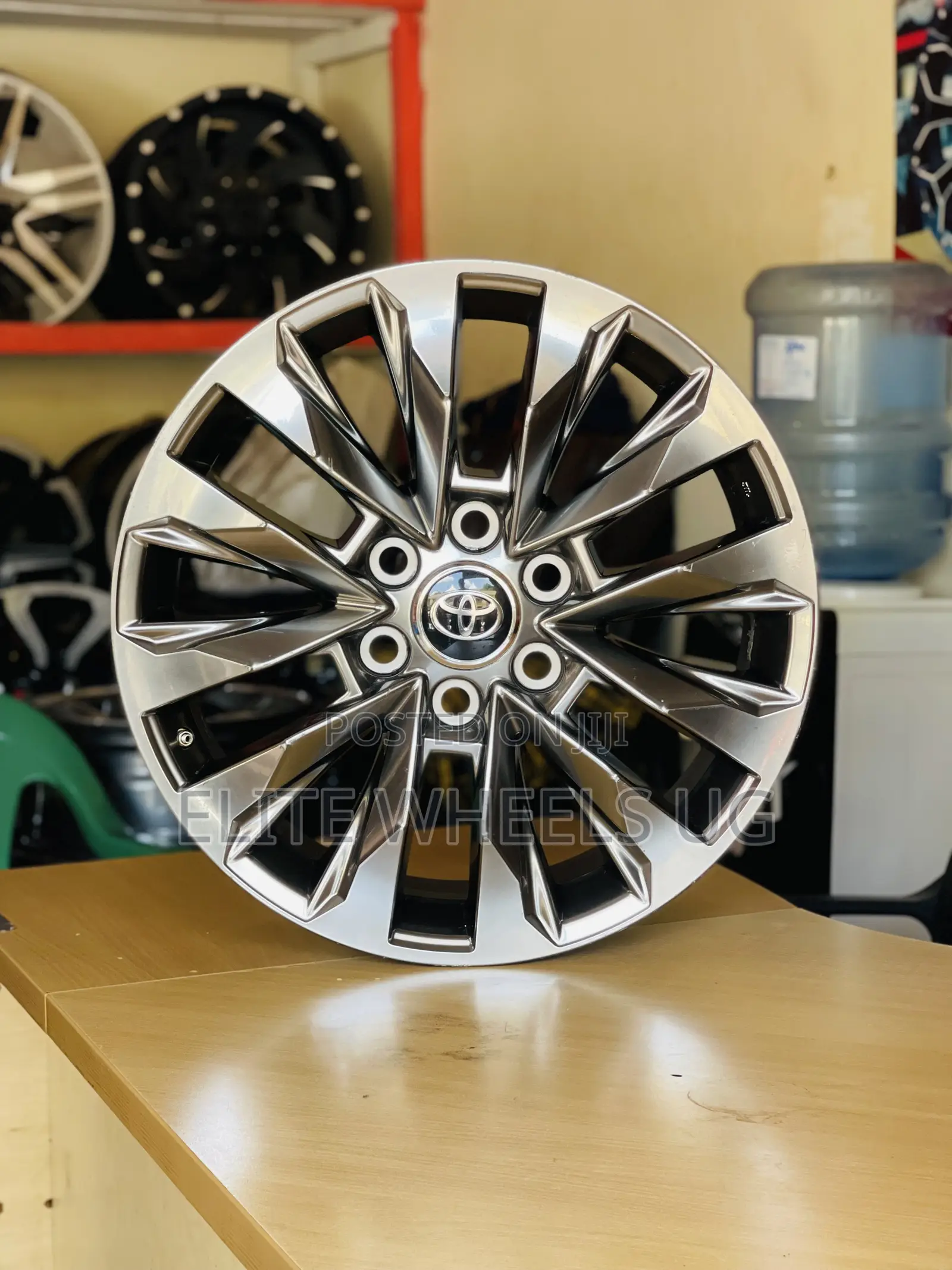 Original Landcruiser V8 LC300 Size 20 Sport Rims