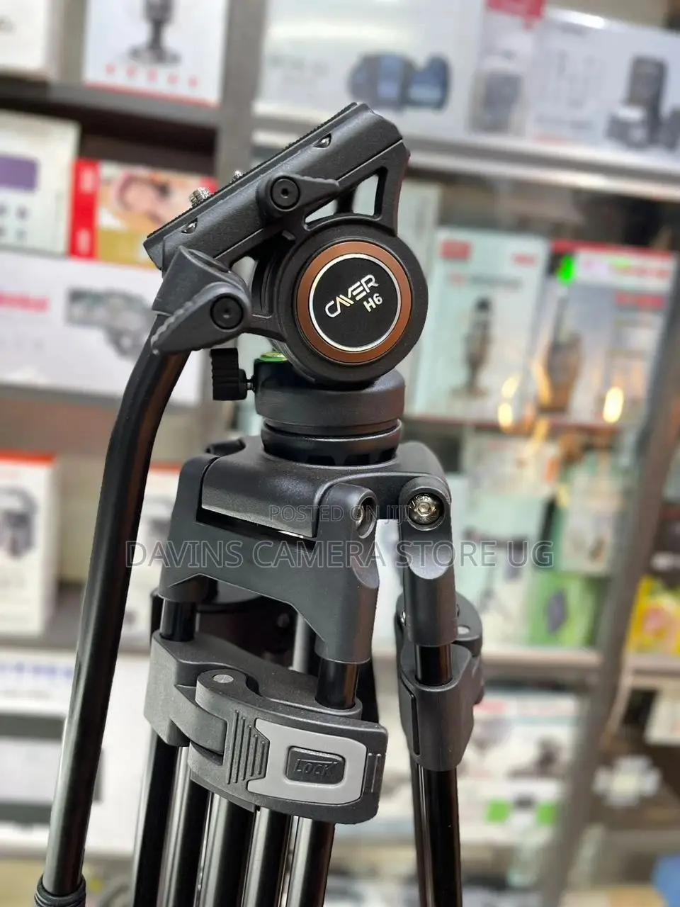 Carver H6 Heavy Duty Tripod Stand