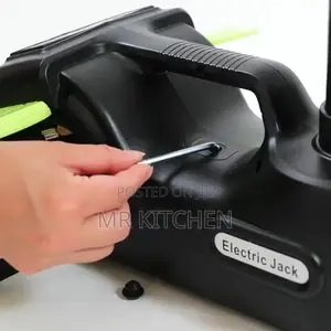 Rechargeable Car Jerk