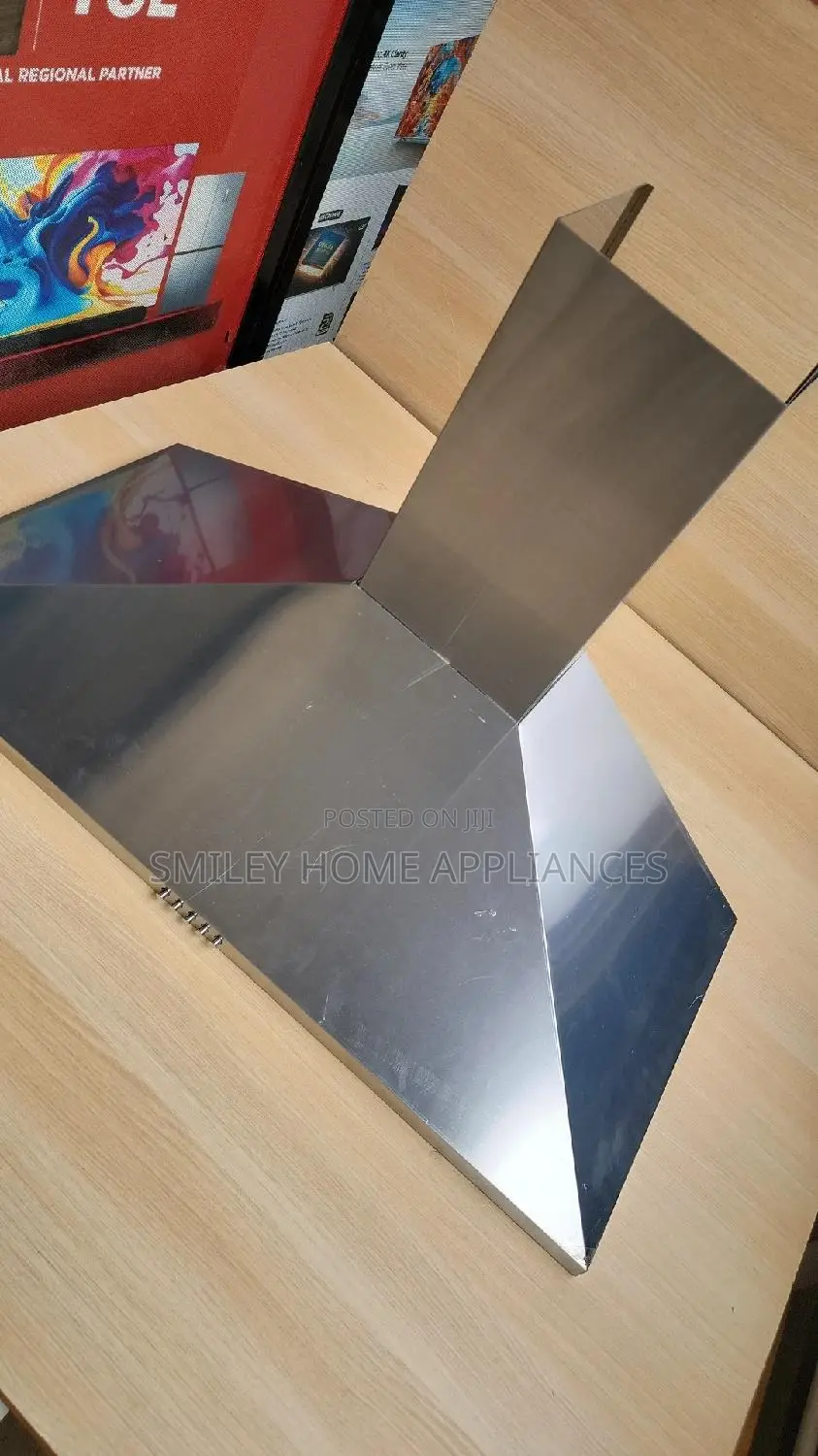 90cm by 60cm Hisense Cooker Hood