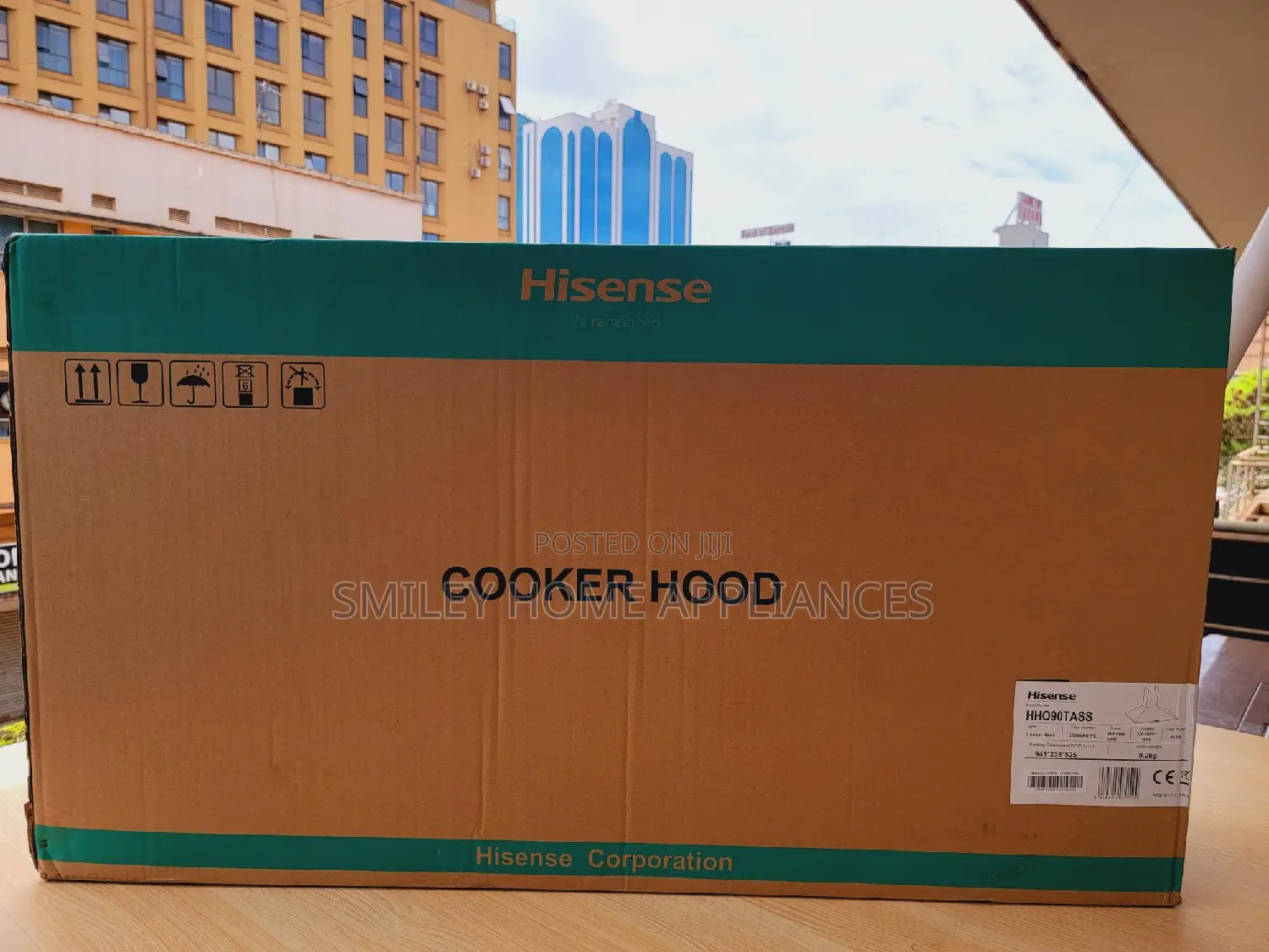 Brand New Hisense Cooker Hood 90 by 60