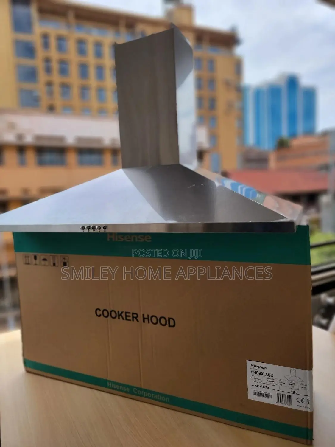90 by 60 Brand New Hisense Cooker Hood