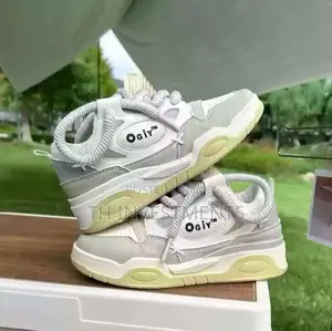 Retro Women's Sneakers.