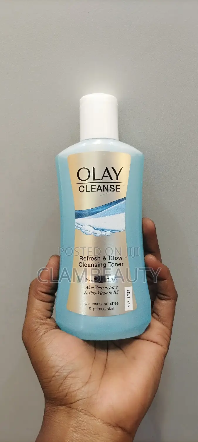 Olay Refresh and Glow Cleansing Toner