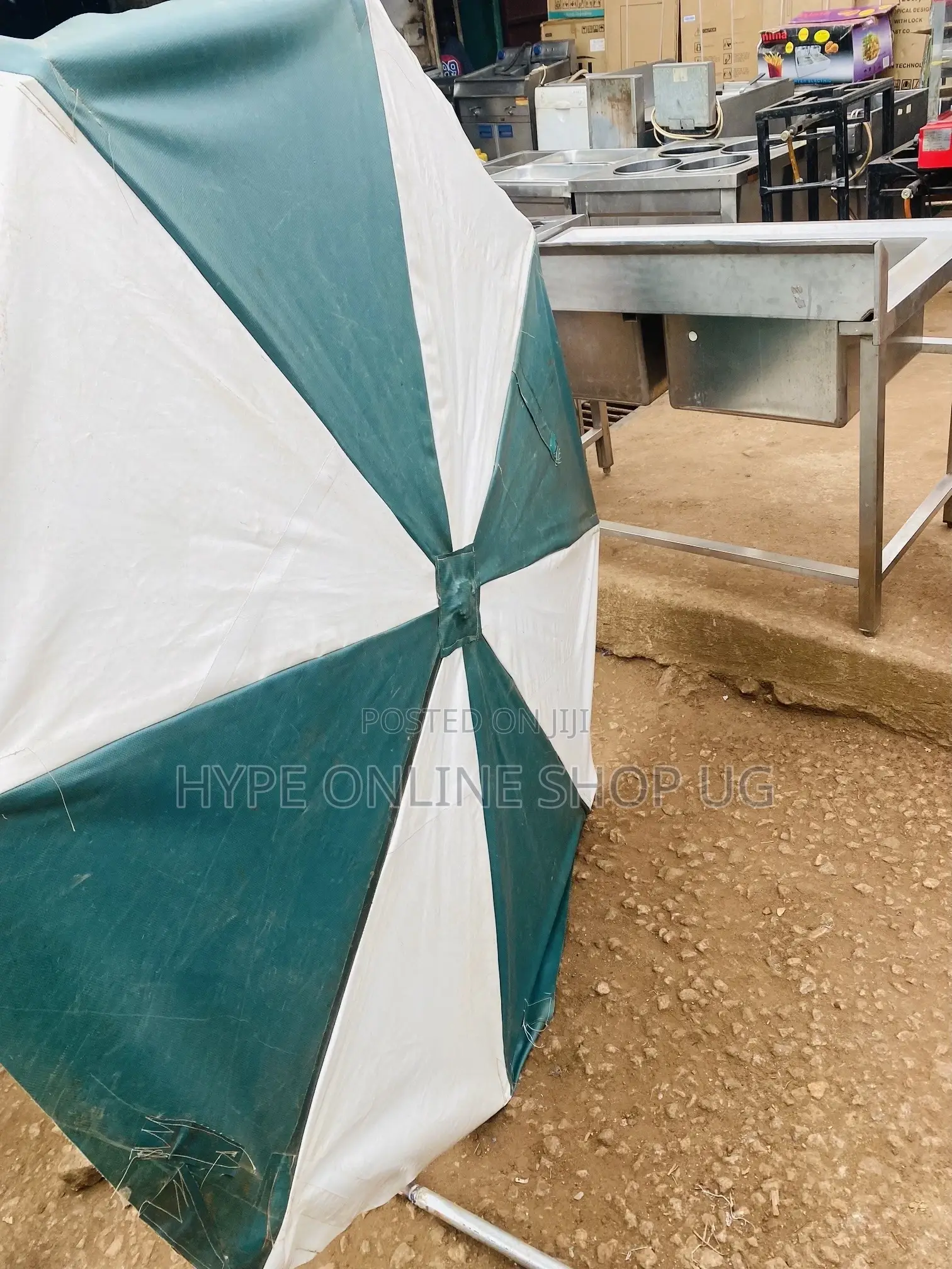 White and Green Sunlight and Rain Umbrella