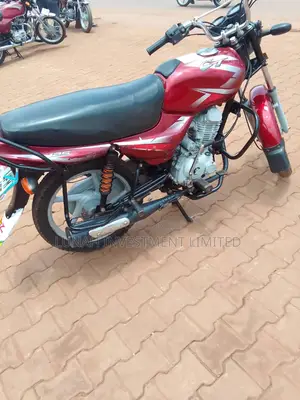 Bajaj CT 110X 2023 Red