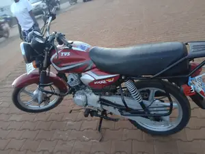 TVS HLX 125 2022 Red