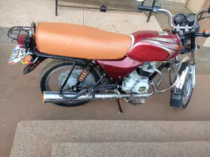 New Bajaj Boxer 2022 Red
