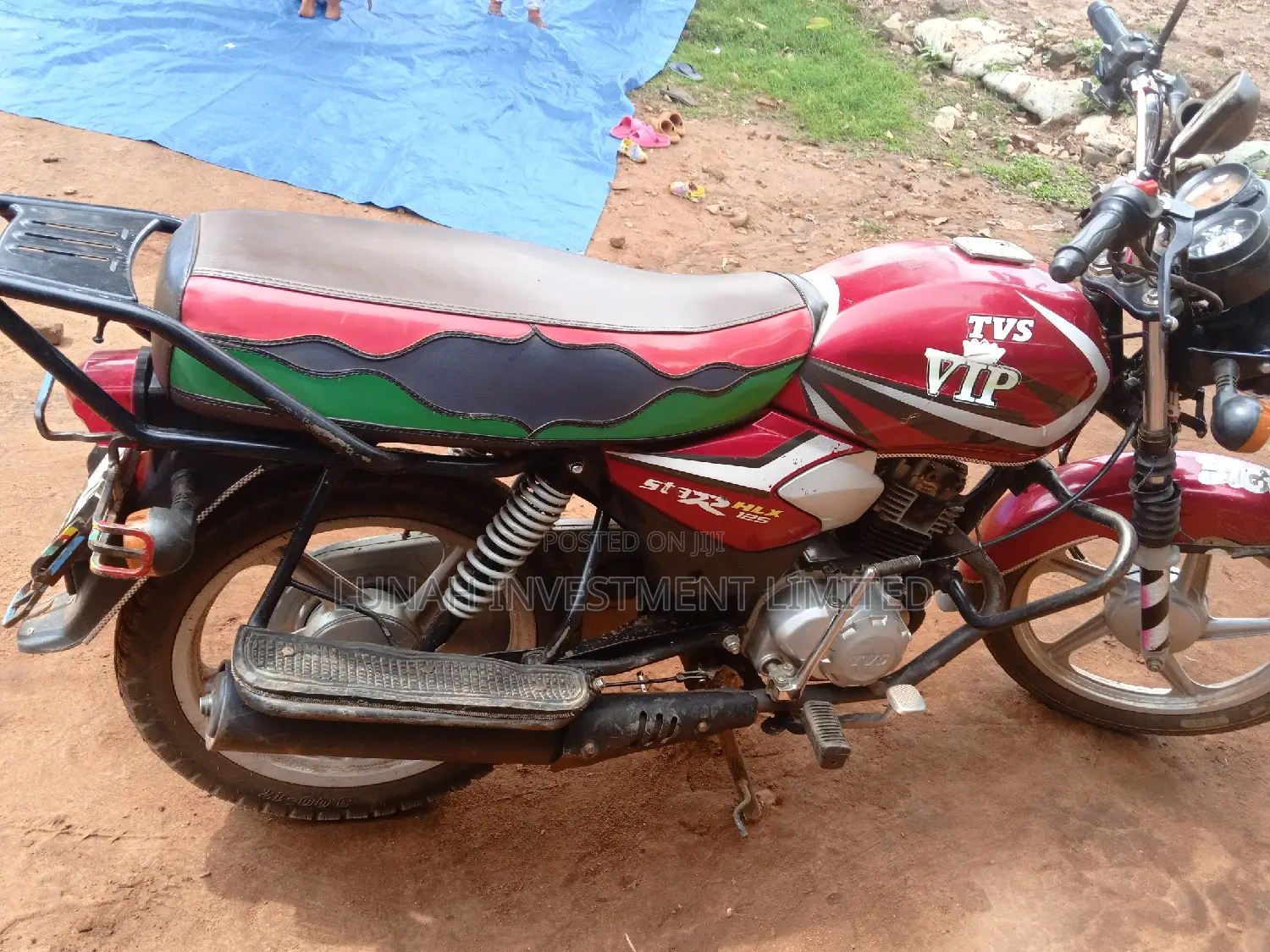 TVS HLX 125 2022 Red