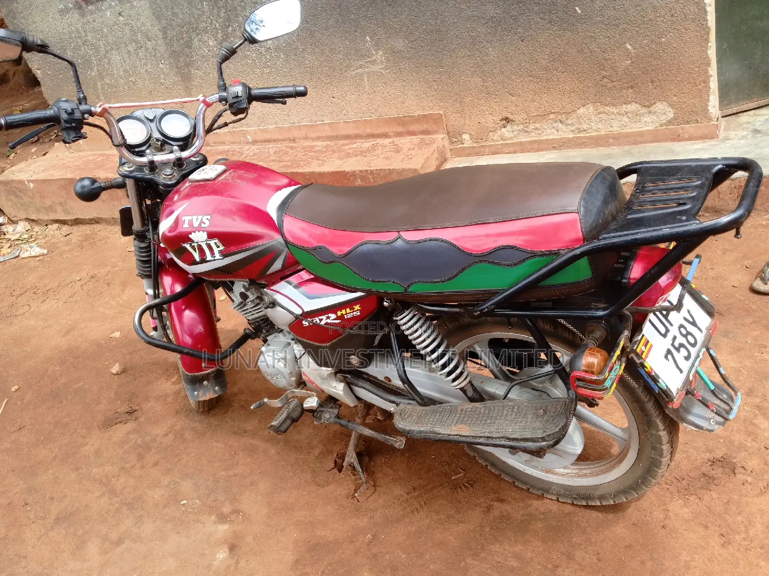 TVS HLX 125 2022 Red