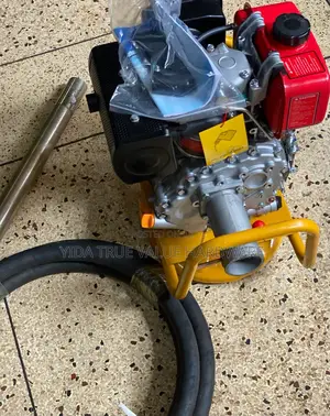 Vibrator Diesel Dyanapack Type With Its Poker