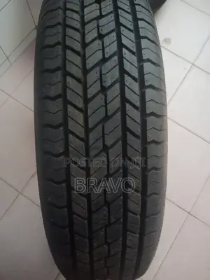 215/70r16 Yokohama for Rav4 , Alphard.