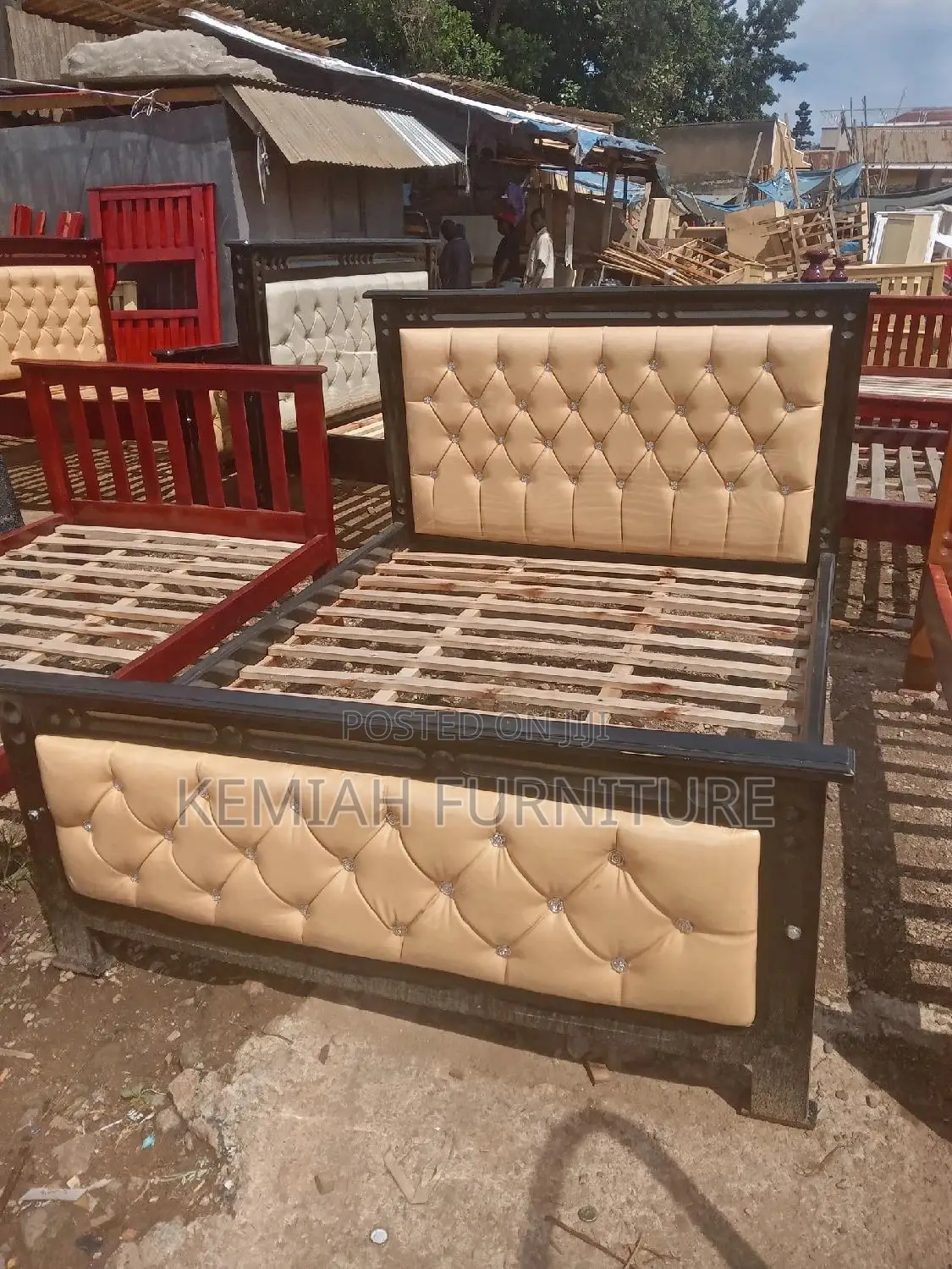 Leathered 5x6 Bed