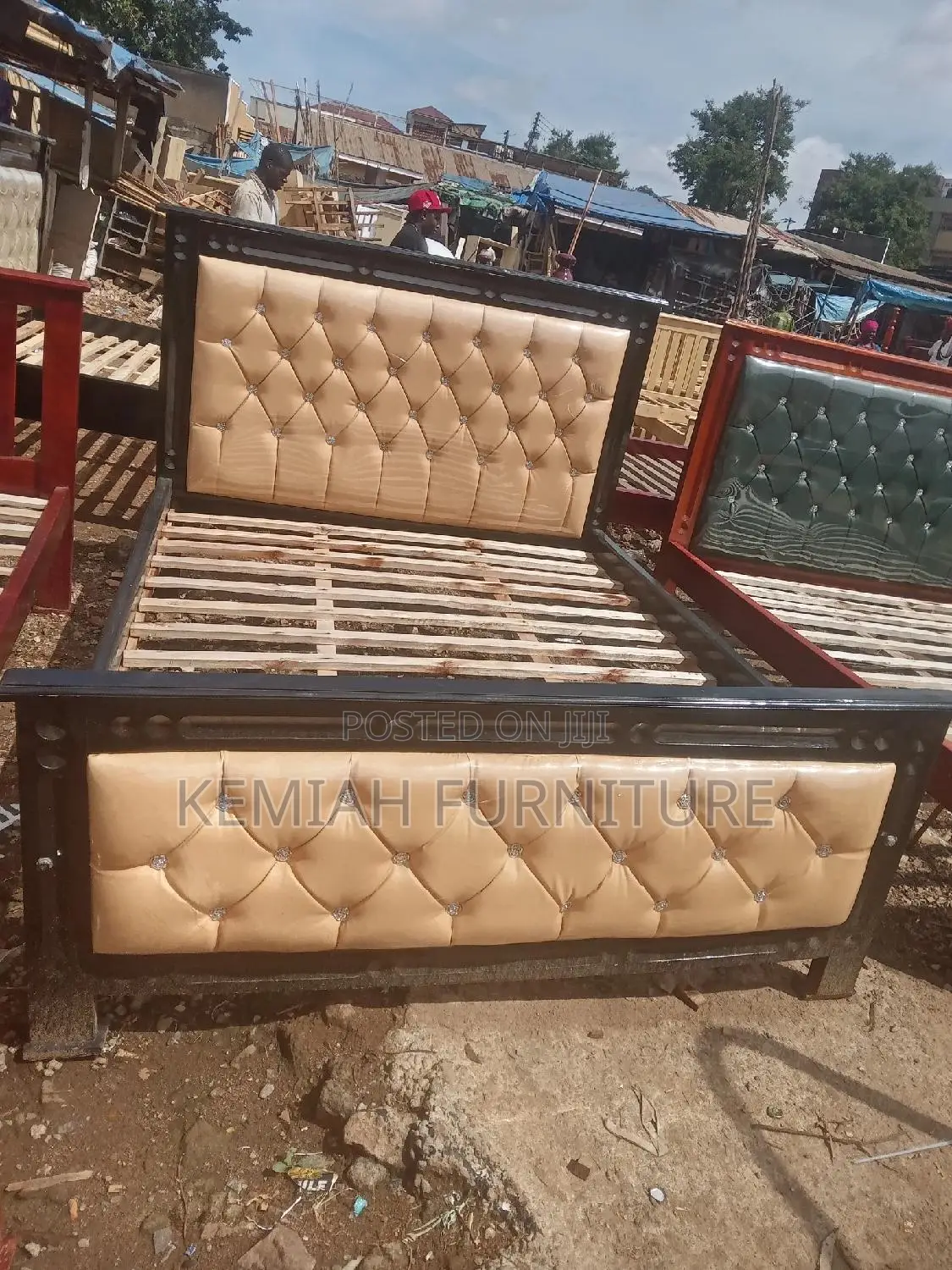Leathered 5x6 Bed