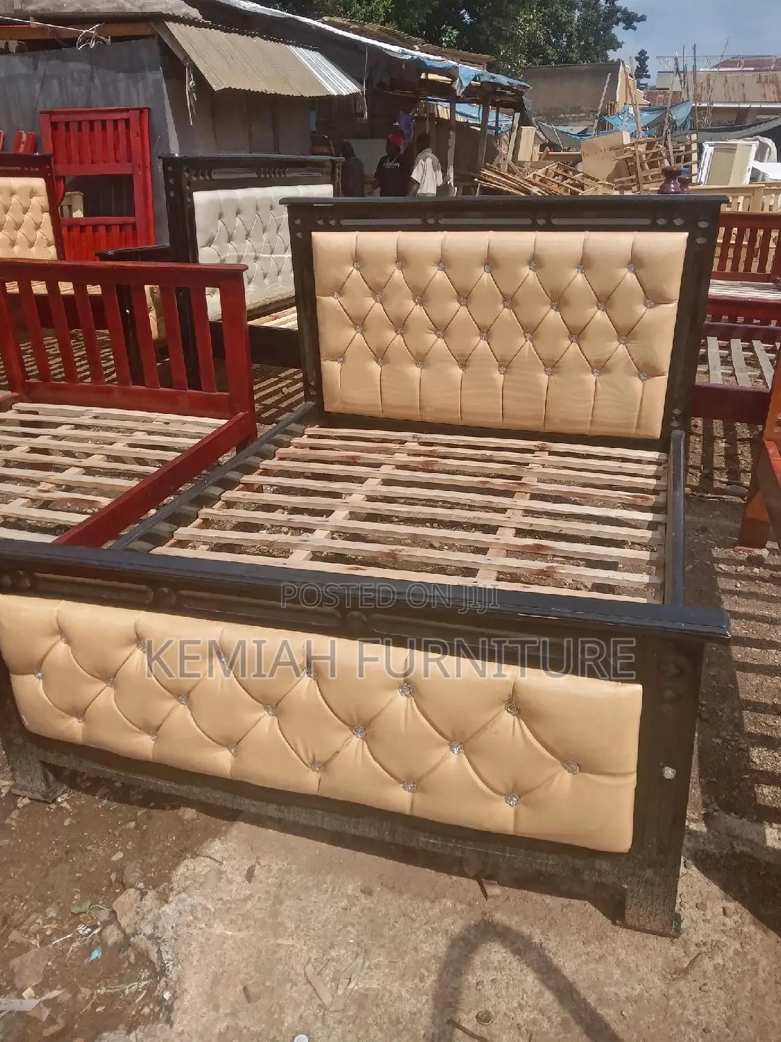 Leathered 5x6 Bed