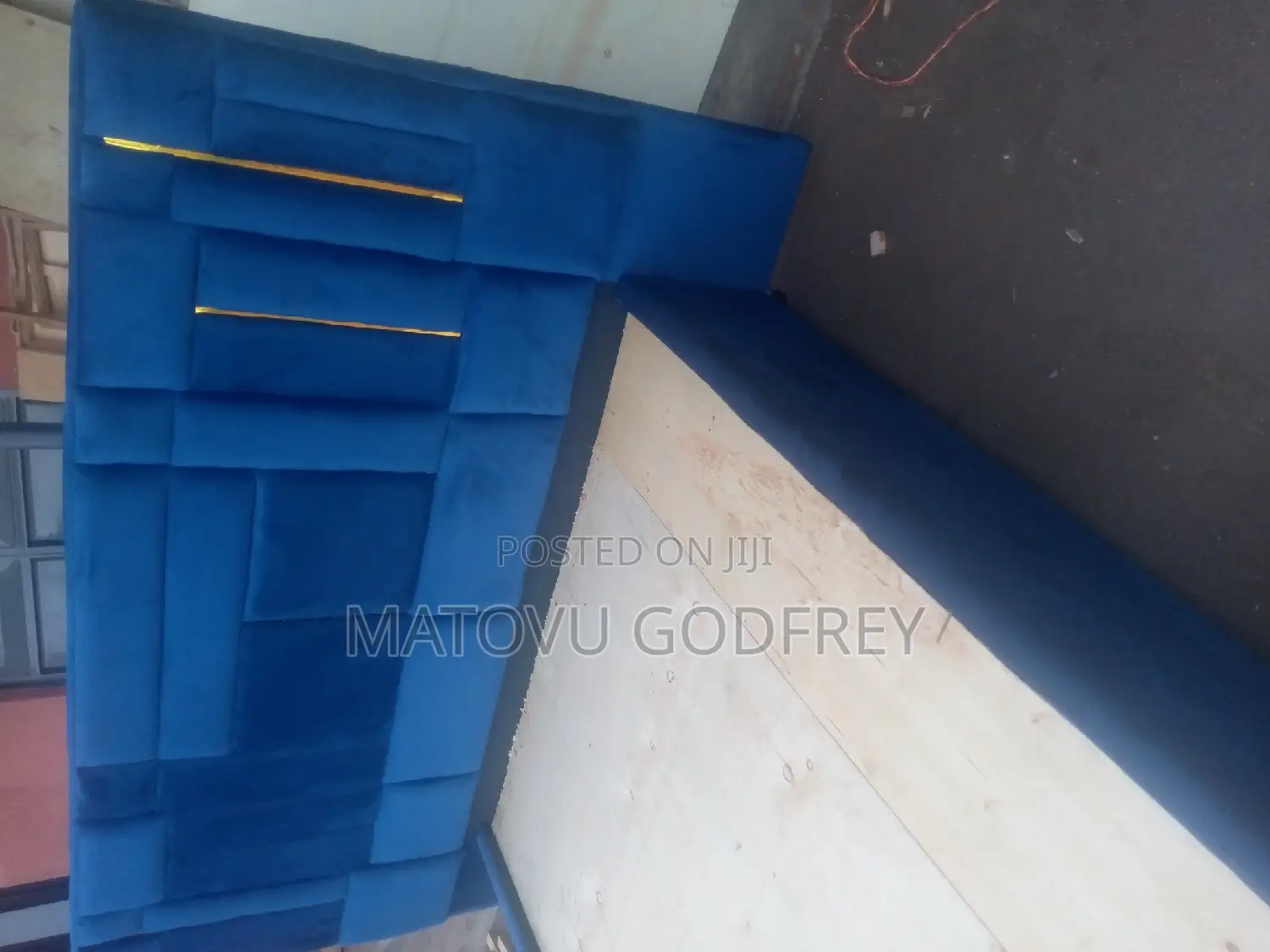 Darkblue 5*6 King Size Bed