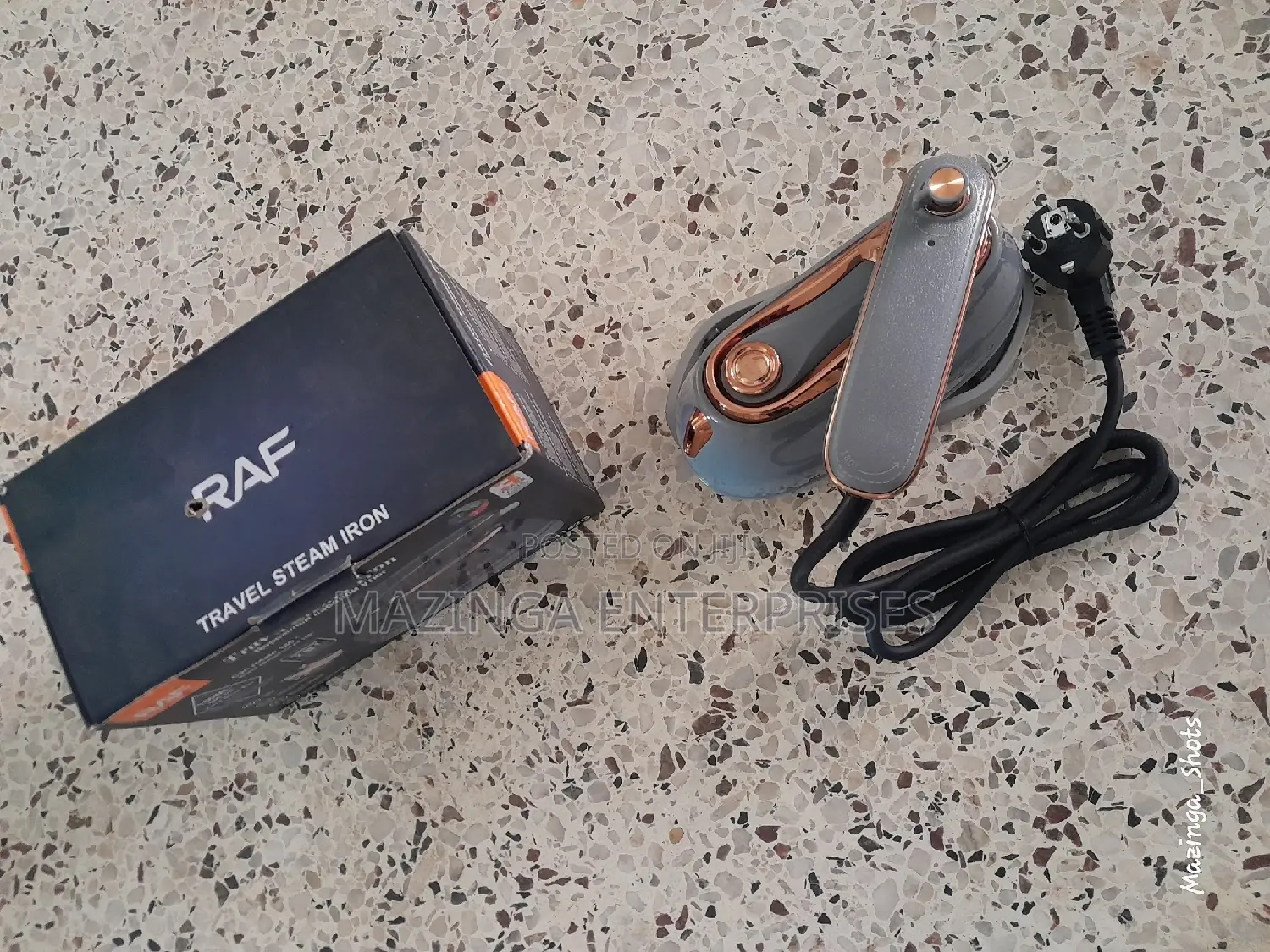 RAF 160ml Portable Handheld Travel Steam Iron(1000w,R1142B)