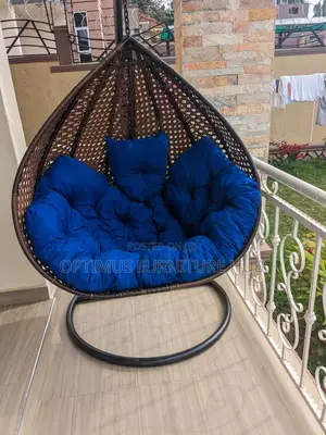 Swinging Chair