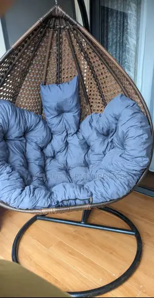 Swinging Chair