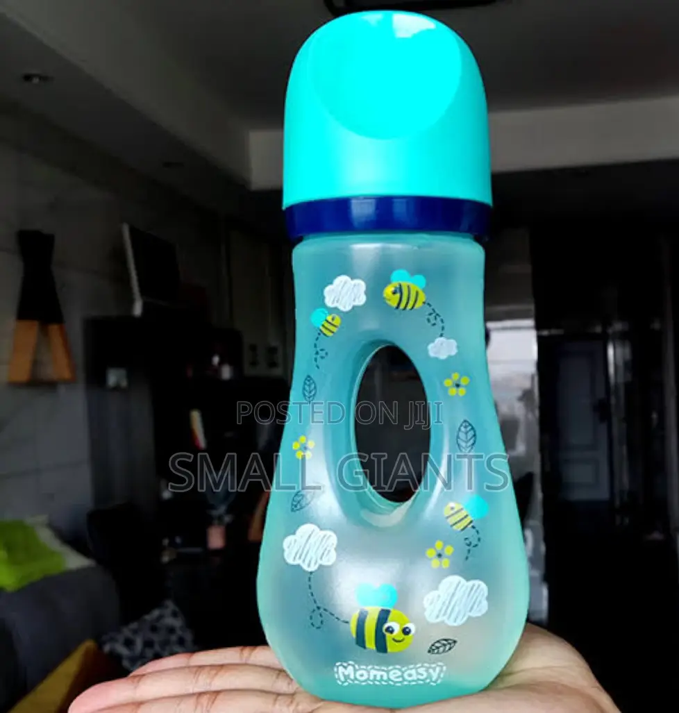 Easy Hold and Suck Baby Feeding Bottle