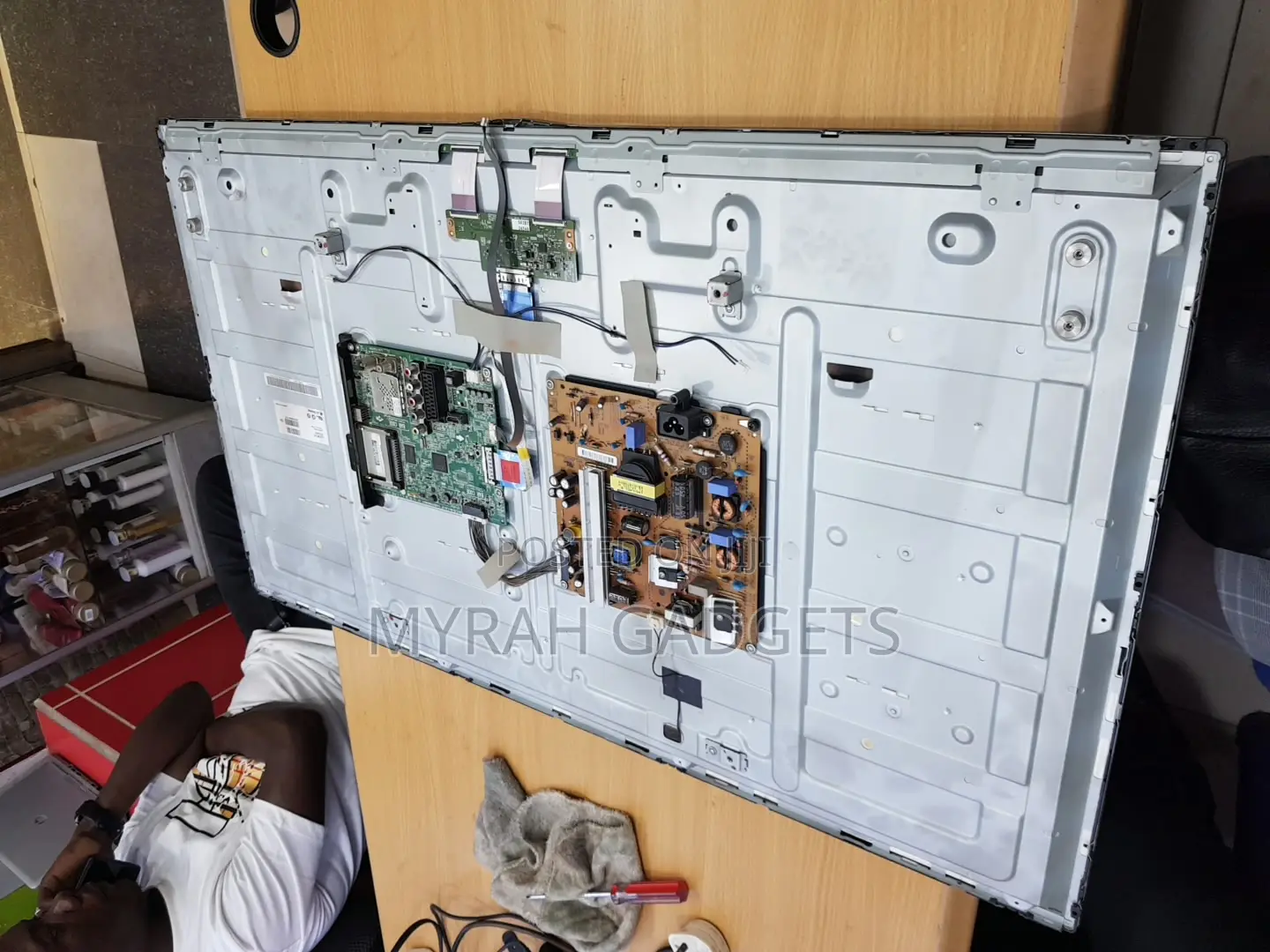 TV Repairing LG, Hisense and and All Kinds of Electronics