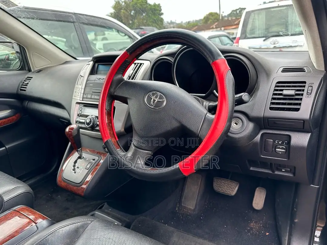 Toyota Harrier 2.4 2011 Black