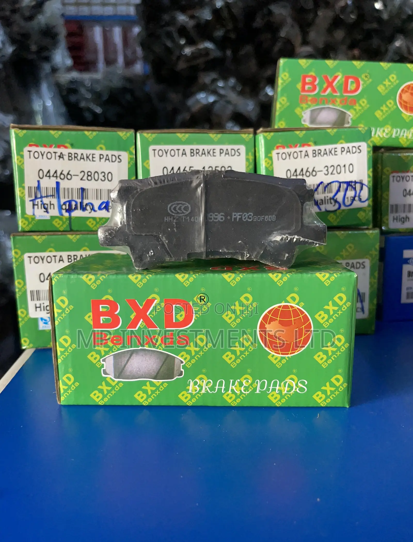Rear Brake Pads - Harrier Kawundo , Kluger - BXD
