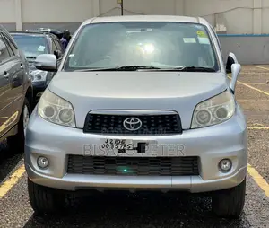 Toyota Rush 1.5 AWD 2010 Silver