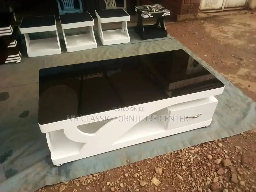 Center Table/ Center Table/ Center Table/ Center Table