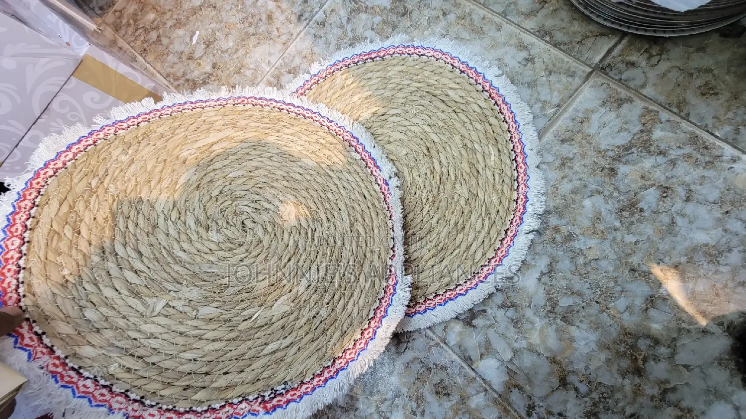 Fiber Round Unique Table Mats 12pics DZN