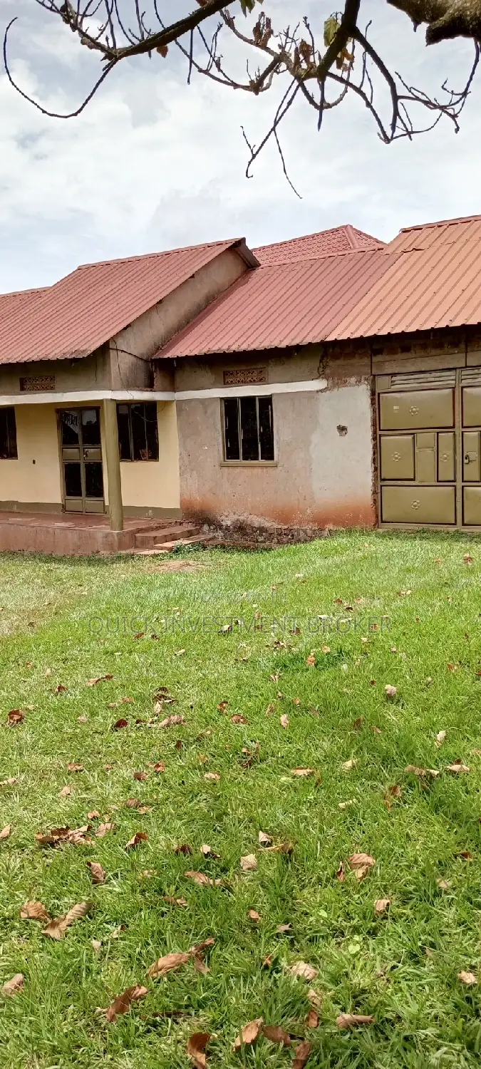4bdrm House in House For Sale, Kawempe for sale