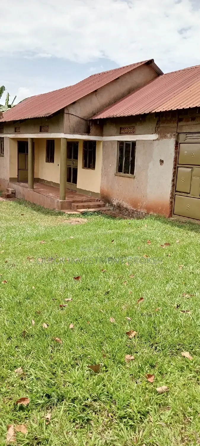 4bdrm House in House For Sale, Kawempe for sale