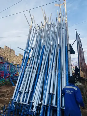 7,6 Meter Solar Light Poles.Ug