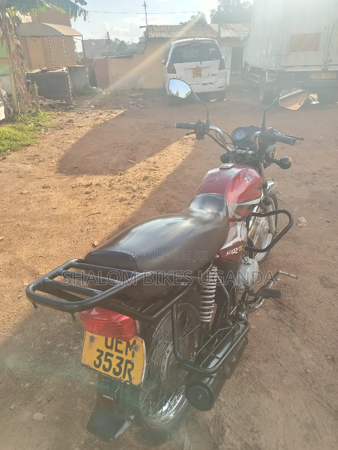 TVS HLX 125 2016 Red