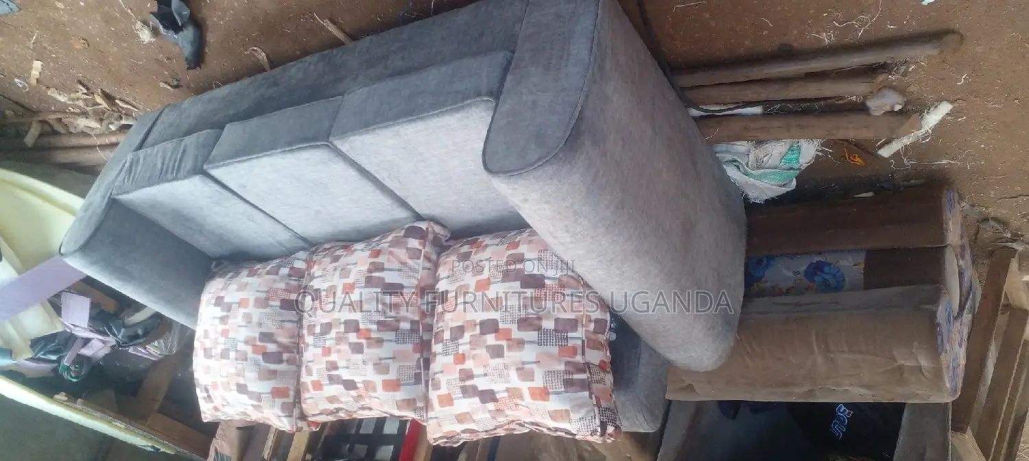 3 Seater Sofa Seat With Pillows