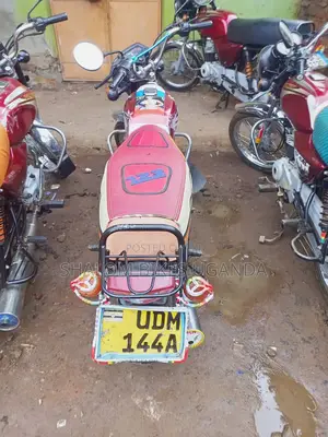 Bajaj Boxer 100 2017 Red