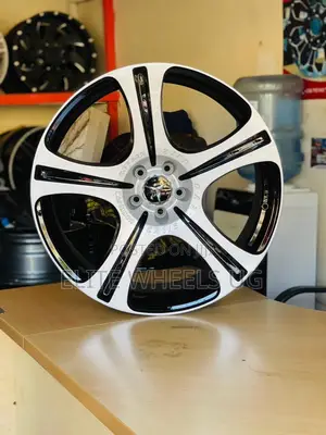 Photo - Mercedes Benz Size 22 Sport Rims(Used)