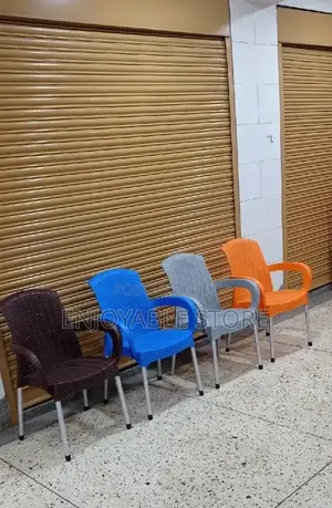 Bar/Restaurant Plastic Chairs Plastic Chairs