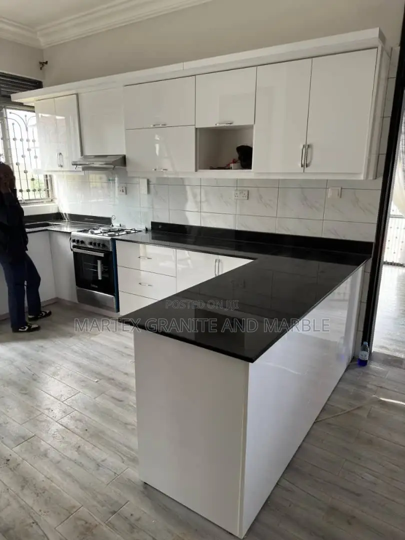 Plain Black Granite