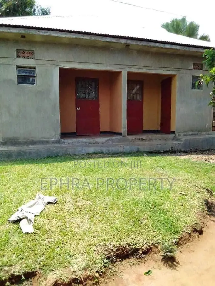 23 Decimals in Entebbe Kitubulu Near Ssese Gateway Beach