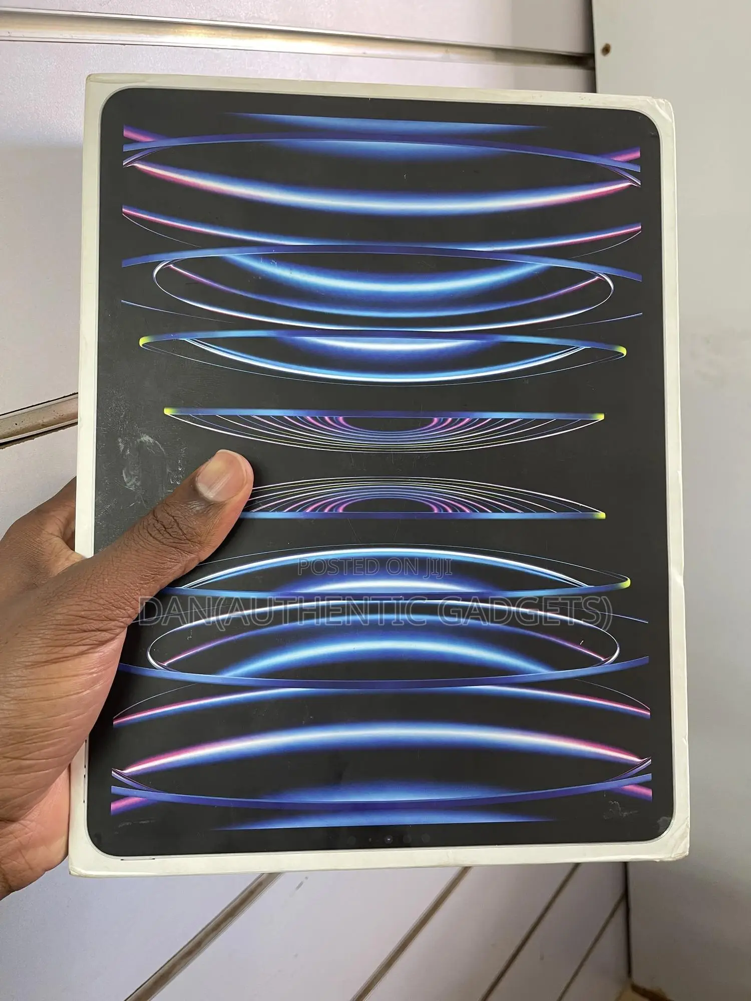 New Apple iPad Pro 12.9 (2022) 256 GB Silver